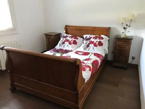 Tek Büyük Yataklı Oda (Coquelicots)