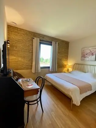 Classic Tek Büyük veya İki Ayrı Yataklı Oda, Özel Banyo, Bahçe Manzaralı (Cosy)