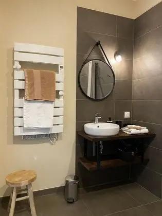 Classic Tek Büyük veya İki Ayrı Yataklı Oda, Özel Banyo, Bahçe Manzaralı (Cosy)