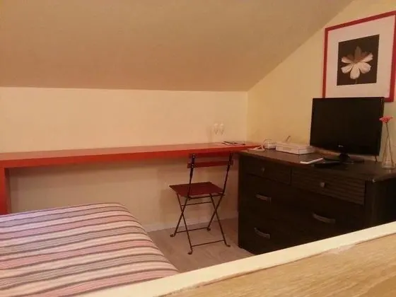 Comfort Tek Büyük Yataklı Oda