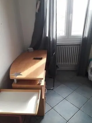 Tek Kişilik Oda, Ortak Banyo