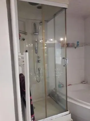 Tek Kişilik Oda, Ortak Banyo