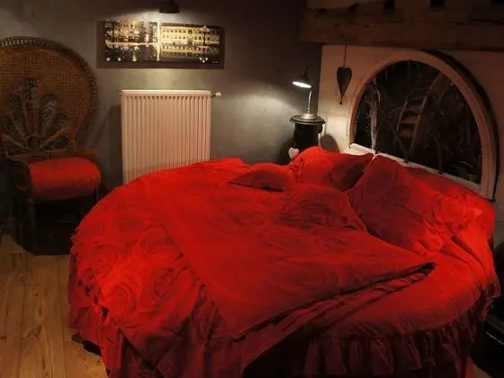 Superior Tek Büyük Yataklı Oda, Banyolu/Duşlu, Park Manzaralı (Meules)