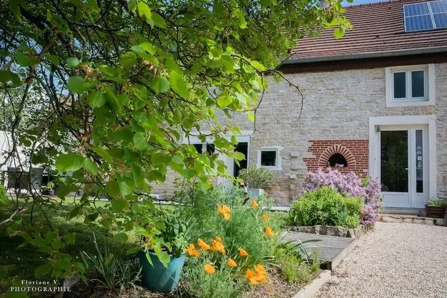 Comfort Tek Büyük Yataklı Oda (L'Ouche)