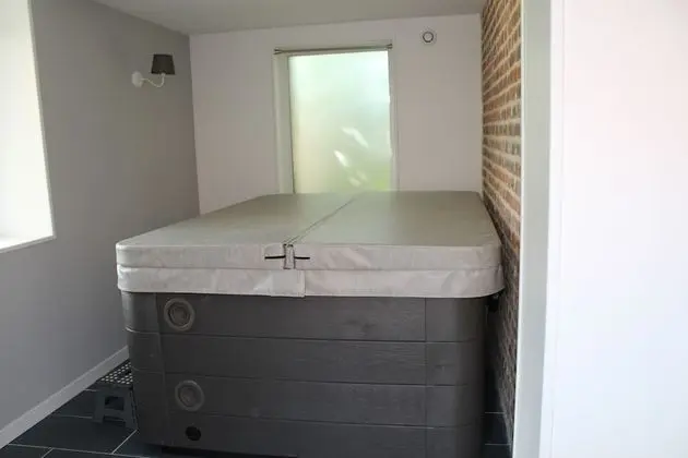 Tek Büyük Yataklı Oda, Engellilere Uygun, Banyolu/Duşlu