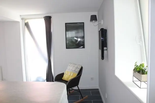 Tek Büyük Yataklı Oda, Engellilere Uygun, Banyolu/Duşlu