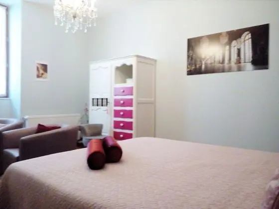 Tek Büyük Yataklı Oda (Bordeaux)