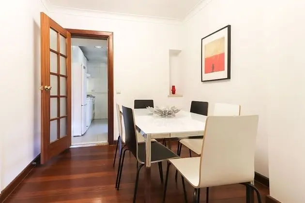 Apart Daire, 2 Yatak Odası, Sigara İçilmez
