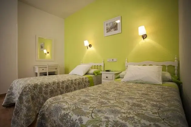 Tek Büyük Yataklı Oda, 2 Tek Kişilik Yatak, Özel Banyo