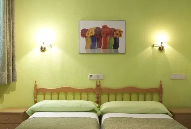 Tek Büyük Yataklı Oda, 2 Tek Kişilik Yatak, Özel Banyo