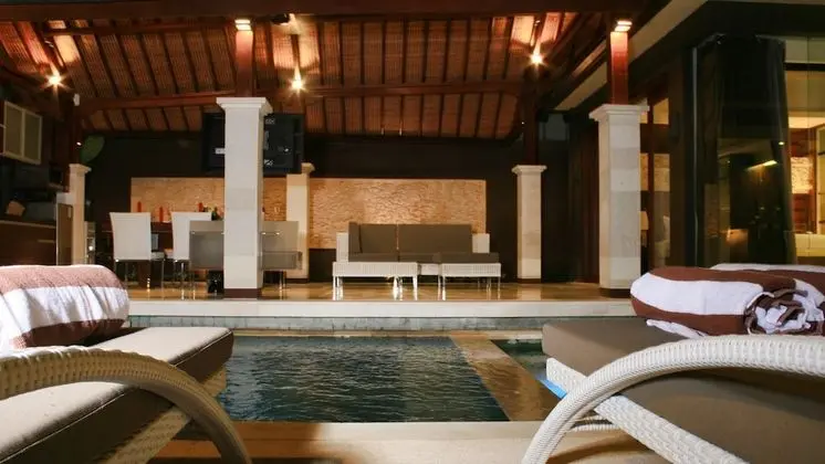 Villa, 2 Yatak Odası, Kişiye Özel Havuzlu