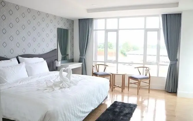 Superior King Room