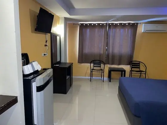 City Tek Büyük Yataklı Oda