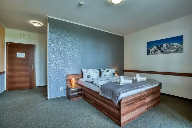 Standard Tek Büyük Yataklı Oda, Vadi Manzaralı