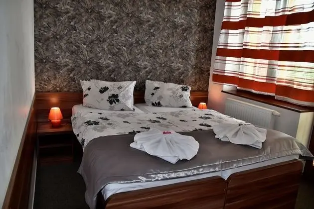 Tek Büyük veya İki Ayrı Yataklı Oda (LUX)