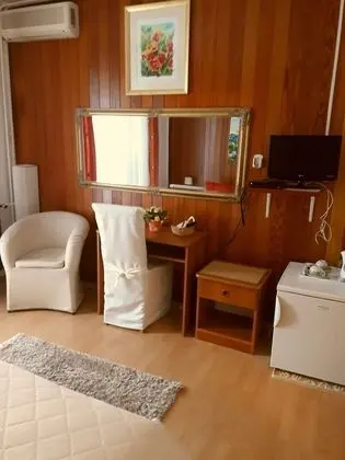 Standard Tek Büyük Yataklı Oda, 1 Büyük (Queen) Boy Yatak, Bahçe Manzaralı