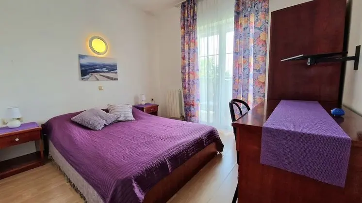 Tek Büyük Yataklı Oda, Balkon