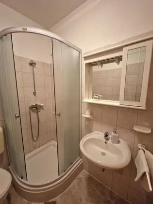 Tek Büyük Yataklı Oda, Balkon