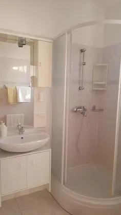 Tek Büyük Yataklı Oda, Balkon
