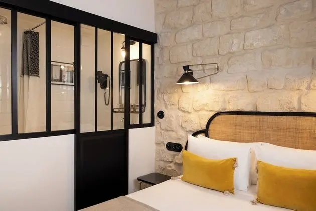 Comfort Tek Büyük Yataklı Oda, Avlu Manzaralı