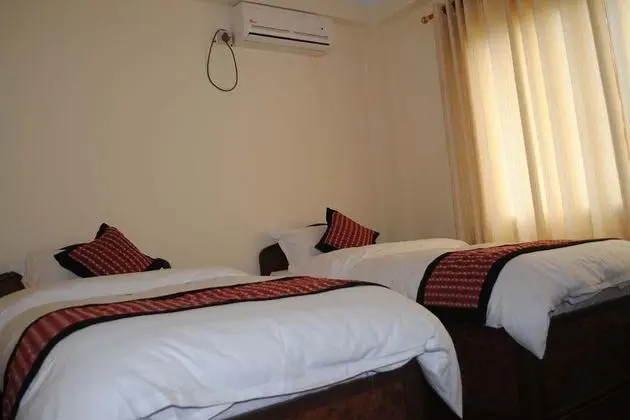 Standard Tek Büyük veya İki Ayrı Yataklı Oda