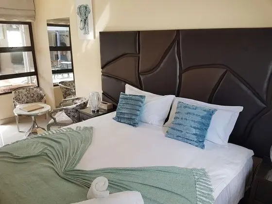 Deluxe Tek Büyük Yataklı Oda, Havuz Kullanımı