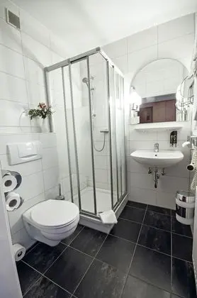 Panoramic Tek Büyük Yataklı Oda