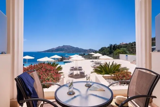 Poolfront Double Room with Sea View