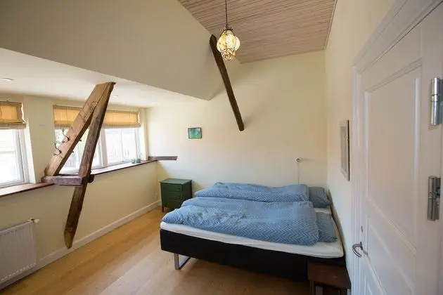 Comfort Tek Büyük Yataklı Oda, Ortak Banyo