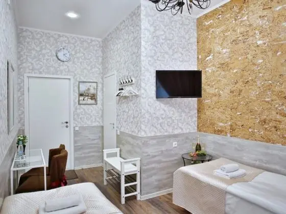 Comfort Tek Büyük veya İki Ayrı Yataklı Oda