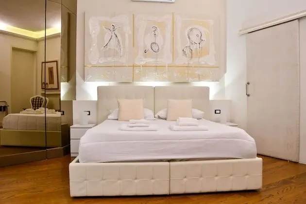 Tek Büyük Yataklı Oda, Zemin Kat