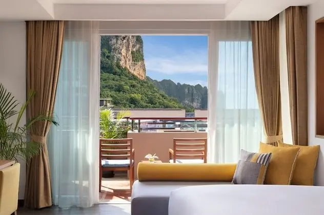 Avani Superior Room