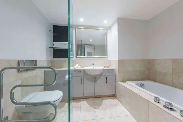 1 Bedroom Park Suite