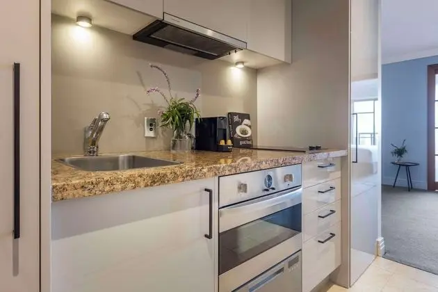 1 Bedroom Park Suite