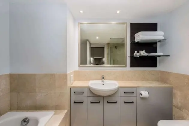 1 Bedroom Park Suite
