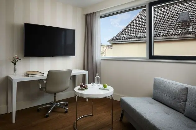 Süit (Extra Bed 2 adults + 2 children)
