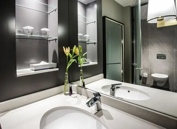 AVANI Room