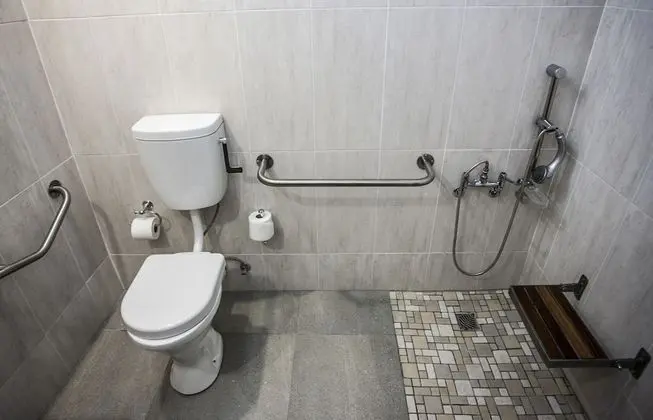 Avani Pool Access Room