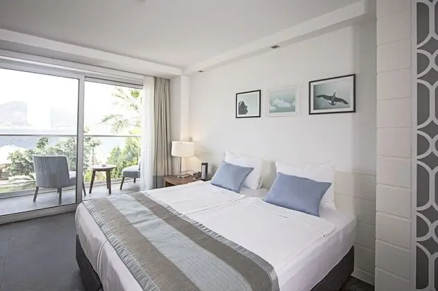 Sea View King Suite