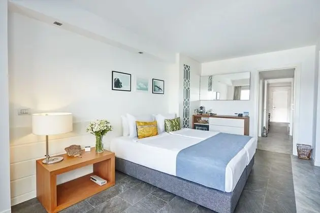 Sea View King Suite