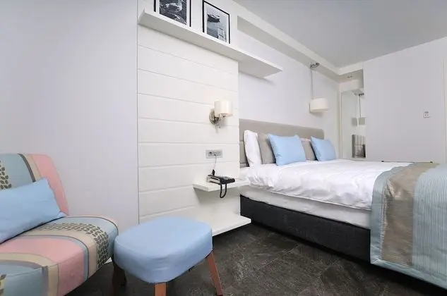 Sea View King Suite