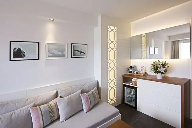 Sea View King Suite