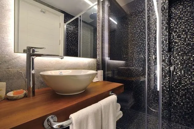 Sea View King Suite
