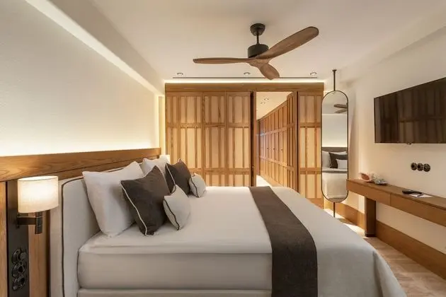 Sea View King Suite