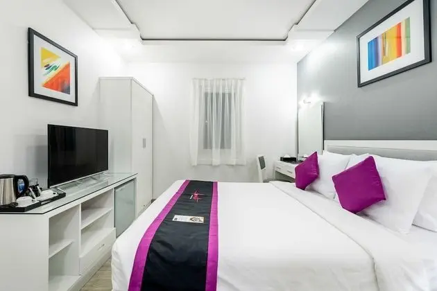 Deluxe Tek Büyük Yataklı Oda