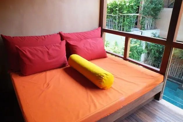 Deluxe