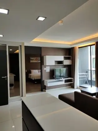 2 Bedroom