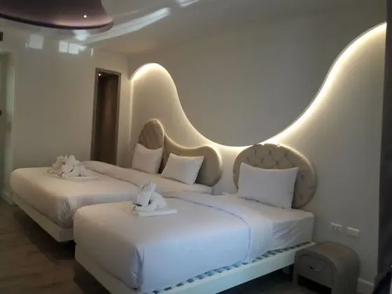 Deluxe Üç Kişilik Oda