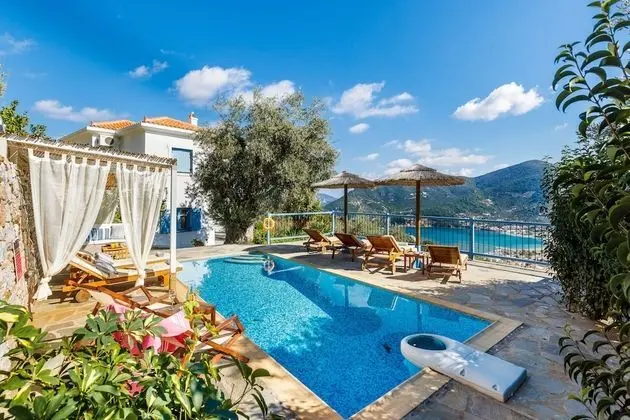 Villa, 3 Yatak Odası, Sigara İçilebilir, Şömine