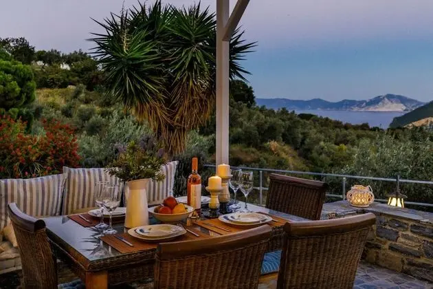 Villa, 3 Yatak Odası, Sigara İçilebilir, Şömine